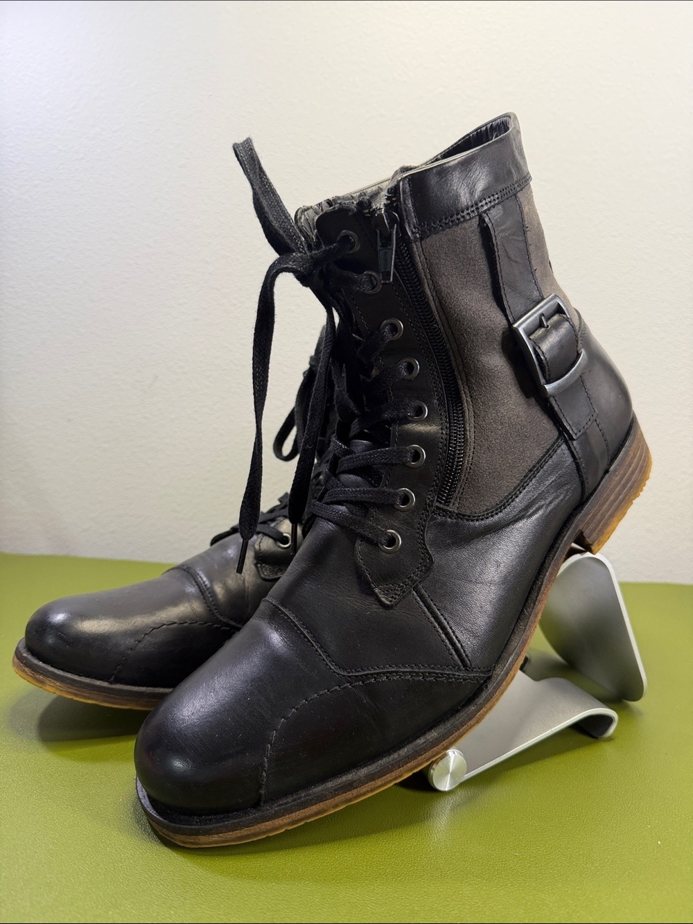Steve Madden Black Leather Lace-Up Zip Combat Boots Size 12